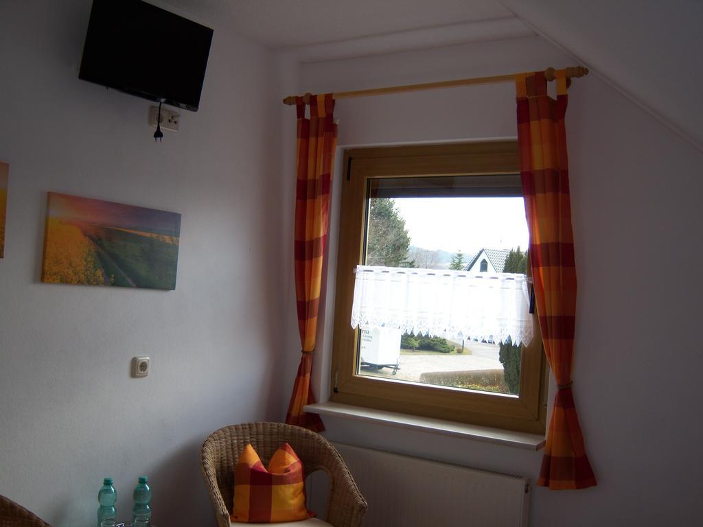 Gaestehaus Katharina Apartment Mullenbach Phòng bức ảnh